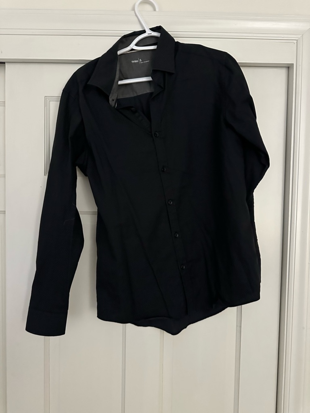 Black Men's Dress Shirt - Classic Button-Up